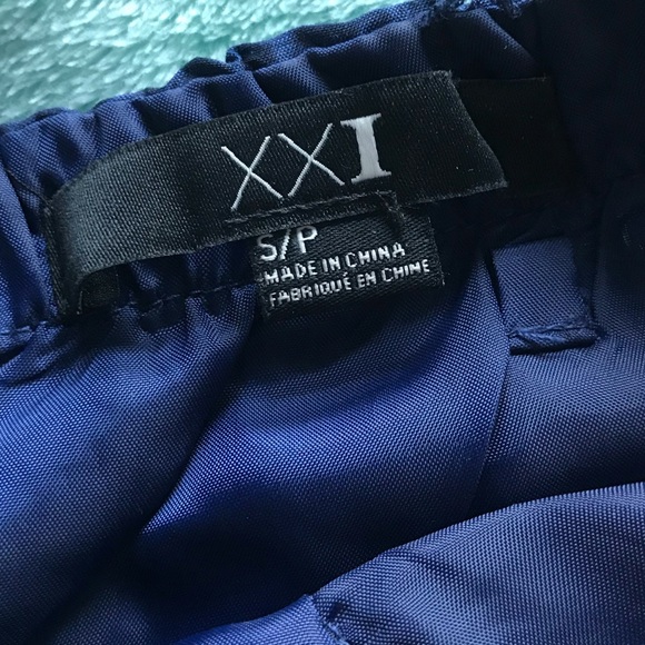 Forever 21 formal - Picture 4 of 4